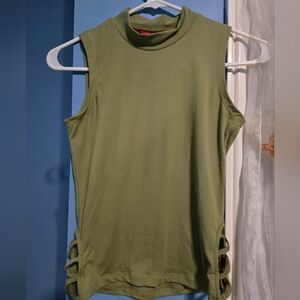 Green Sleeveless Top for Effortless Style